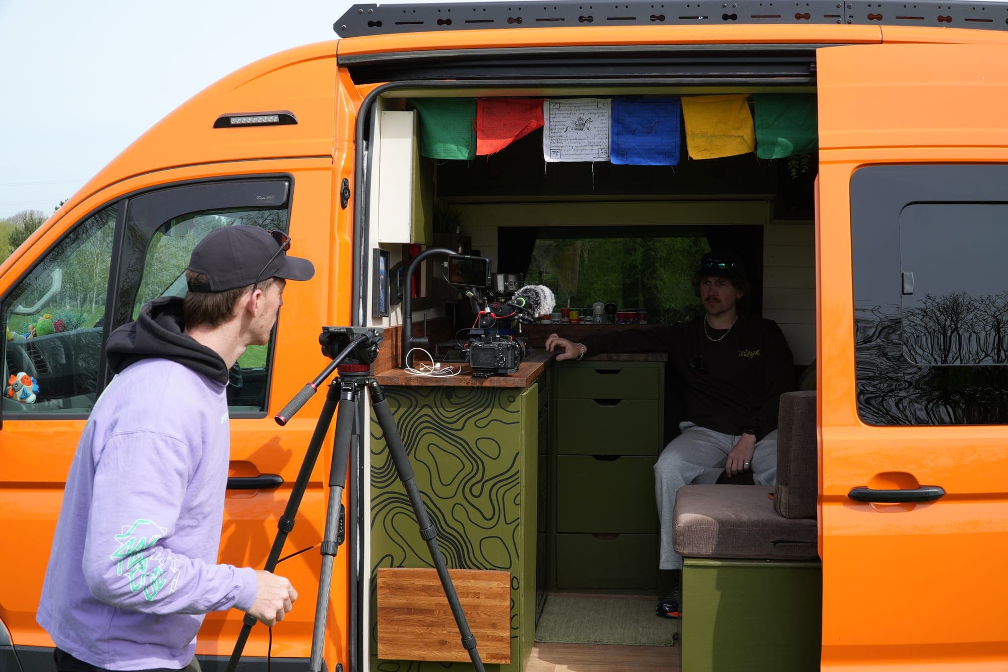 The ultimate nomad guide to campervan wifi: Hotspot vs 4G/5G Routers vs Starlink